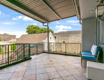 The lrish House 4