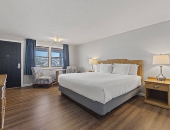 The Mariner Resort 2