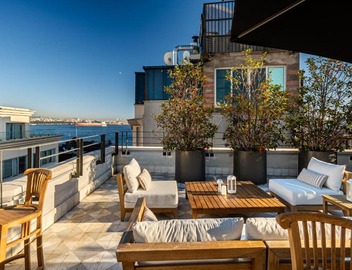 The Muradiye Luxury Residences with Bosphorus and Galata Tower View Terrace 3