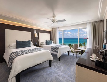 The Palms Hotel & Spa 2