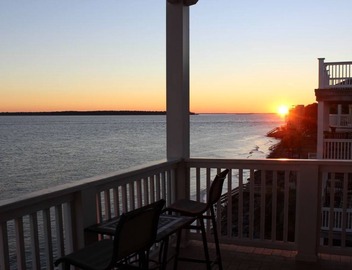 The Penthouse at High Tide - Best Views Right on the Beach - Great for Families! 3