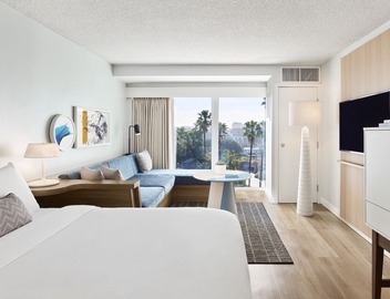The Pierside Santa Monica 3