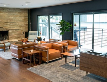 The Ruby Hotel 3