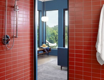 The Ruby Hotel 4