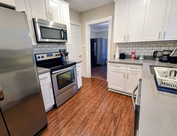 ​The Seattle Scenes House: 5-Suite Boutique Home near Light Rail 3