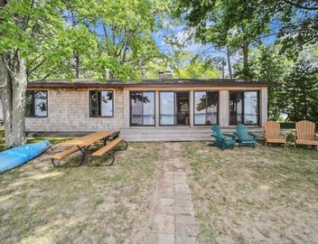 The Summer Cabin 4