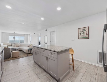 The Waypoint - 4BR Oceanfront Unit w/Pool (Sleeps 10) 5
