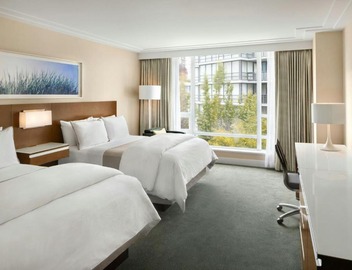 The Westin Wall Centre, Vancouver Airport 3