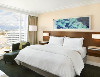 The Westin Wall Centre, Vancouver Airport 4