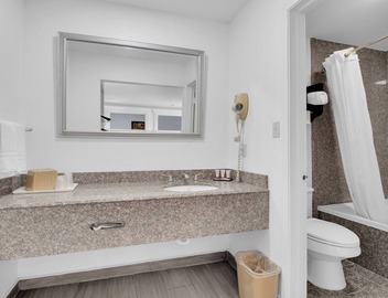 Three Rivers Executive Inn & Suites By OYO 2