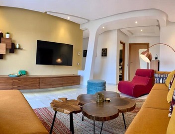 Top Floor Apartment with terrace and pool 5