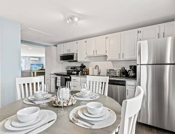 Top Level Unit | Ocean Views | "The Sunrise Deck" 3