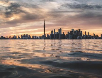 Toronto Entertainment District - King Bed Condo - Close to Core - Dome - Scotiabank - CNE - Fort York - Near King St W 3