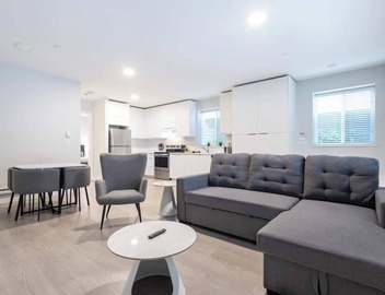 Tranquil & Modern: Close to Promenade & Pier ~ Pkg 2