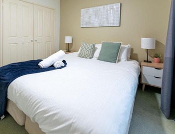 Tranquil Oasis 2 bdrm pool tennis gym 5
