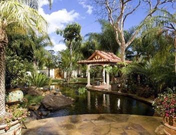 Tranquil Private Resort Home in Paradise 5