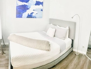 Traveling with colleagues or another couple? We manage multiple suites in this building — message us about availability. 3