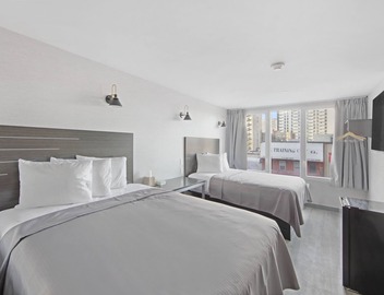 Tremont Hotel 3