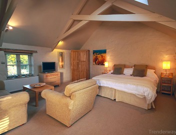 Trenderway Farm 2