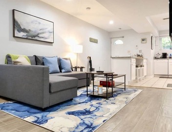 Trendy Apt in Bloomingdale - Parking 4