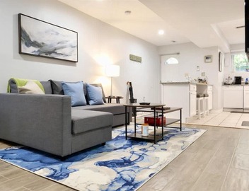 Trendy Apt in Bloomingdale - Parking 5