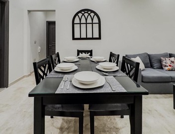 Trendy & Tidy 2BDR Apt 5 min To CAI Airport 4