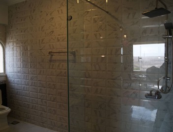 Triangle Pyramids Boutique 3