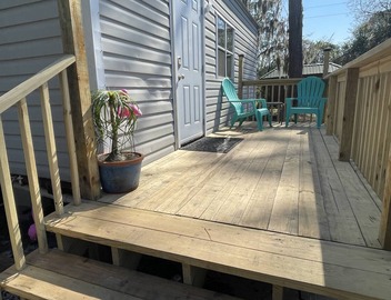 Tropical Tiny-Home Retreat with Great Wi-Fi & EV charging 5