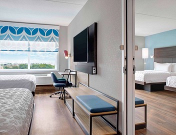 Tru By Hilton Toronto Airport West 3
