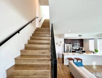 Truly Special LA Gem private rooftop deck VIEWS 2