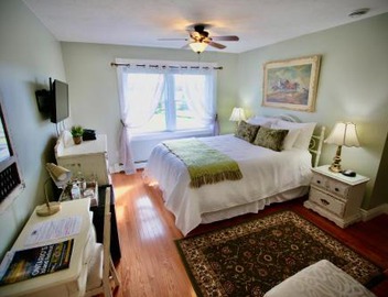 Twin Peaks B&B 4