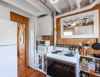 Two Bedroom Historic Cottage @ Goose Rocks Beach - Sleeps 5, Great Location! 3