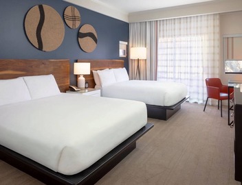 Two Relaxing Rooms Ready For Family Nature Trip | Infinity Pool, Free Parking 2