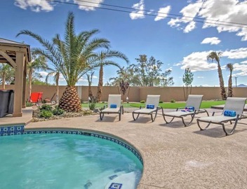 Ultimate Las Vegas Home with private Backyard Oasis 5 Minutes to Strip🏖️⛳️🏀🏓 4