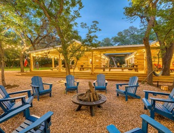 Ultimate Riverfront Retreat! Blanco Family Cabin 4