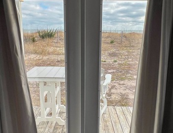 UNIT #4 Crystal Shores Irresistible Ocean Front End Unit 2