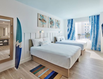 Universal's Endless Summer Resort - Surfside Inn and Suites 2