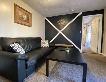 Updated 2 Bedroom with Roof deck and backyard 4