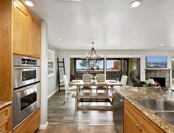 Updated, bright End Unit. 2 bed, 2 bath retreat. Amazing Views, Walk to beach. 3