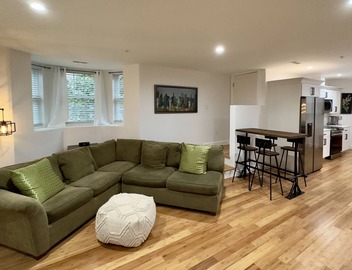 Upscale Unit 1 at Perrin Place 5