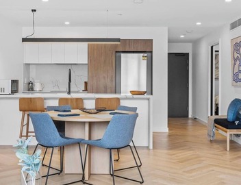 Upscale Urban Designer with Large Terrace in CBD 5