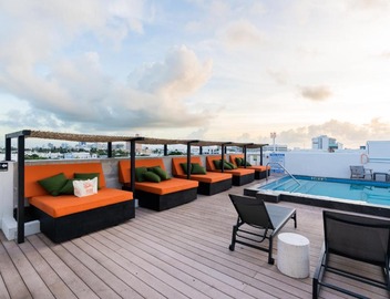 Upsun Hotel 5