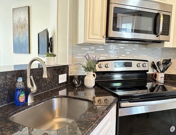 Uptown New Orleans Home -7 mins to FQ Free Parking 5