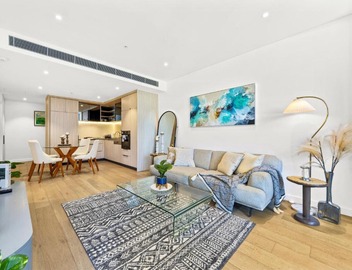 Urban Bliss 2BR Abode - Luxury丨Comfort丨Parking 2