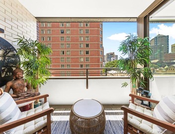 Urban Bliss 2BR Abode - Luxury丨Comfort丨Parking 4