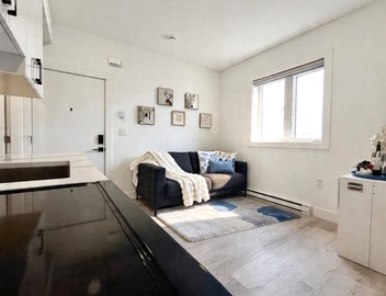 Vancouver Katherine 2BD 2BA Laneway Home 4