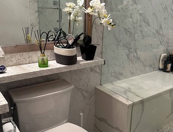 Vancouver West Cozy Retreat by Host Launch 4