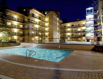 Vantage Point 101 Condo 4