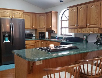 Very clean, quiet, 3/4-acre adorable getaway, near Strip/Downtown 4