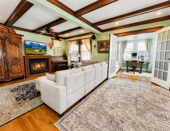 Victorian Condo 2